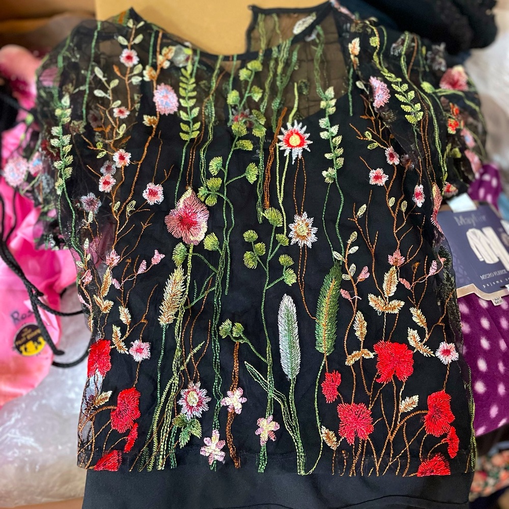 Floral sheet short sleeve over attached black tank
